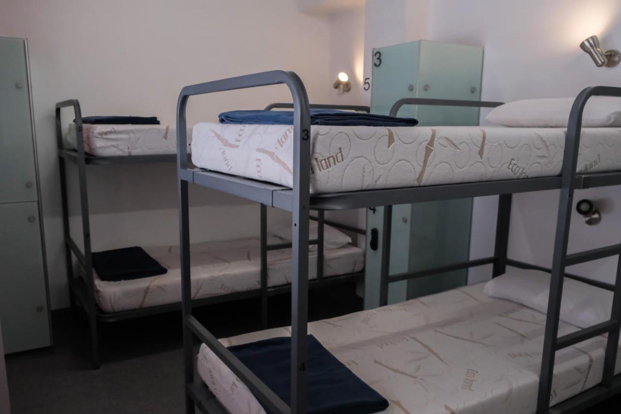 Hostel Hellobcn Youth *