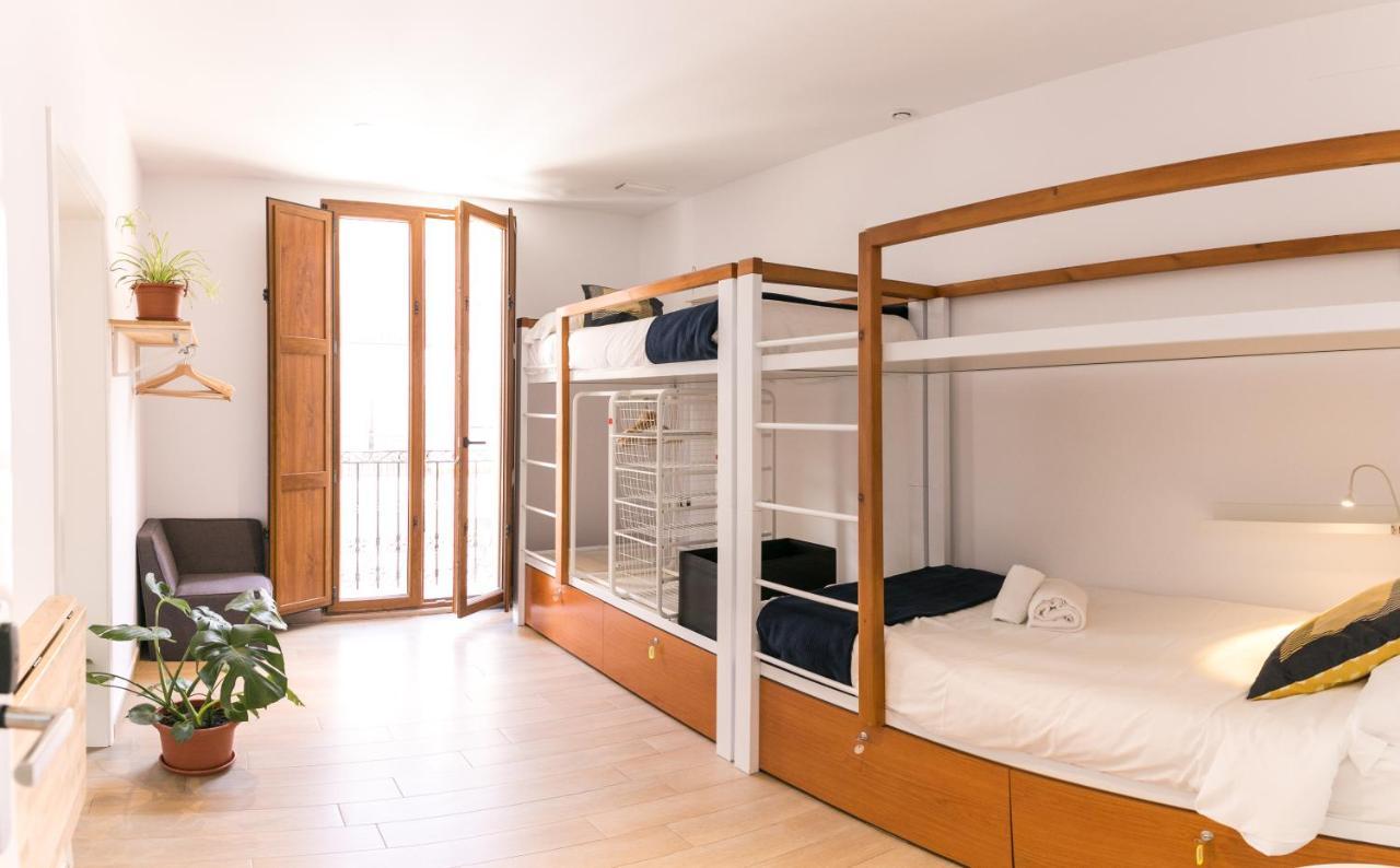 Youth Hostal *