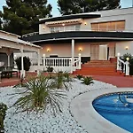 TESS Villa Arenas