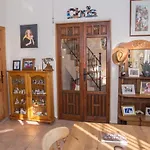 Los Giles Bed And Breakfast
