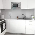 Casita Cerca De La Playa Decorada Con Amor