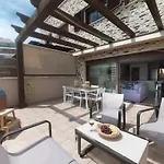 Moonkey - BW Balcon De Arenales