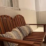 M4 Cool Terrace. 1 Min To Metro. 15 Min To Center