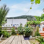 3 Bedroom Awesome Home In Rute
