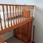 Villa rústica privada con gran chalet y piscina