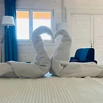 Hermoso Bungalow De Madera