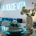 Apartment Black Level, 30M Playa, Pool, Wifi