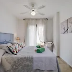 Apartamento 409 marina Real Puerto de la Duquesa playa