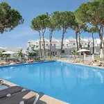 Two-Bedroom Holiday Home in Marbella-Las Chapas