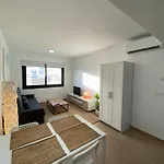 Central Apartment With Parking By Wayra Tarifa