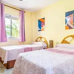 Lovely Apartment In Torremolinos With Wifi