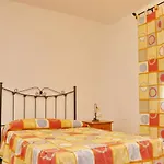 Chalet La Florida, con piscina compartida