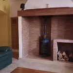 Casa en la Plaza, Hinojares Vivienda Rural