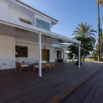 Villa Huerta 1 Manises, Jacuzzi, Sauna, Piscina