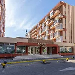 797 Holiday Rentals - Equipado estudio cerca del Parque la Paloma