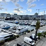 Cozy Private Two Rooms Yacht In Barcelona With Free Parking