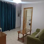La Reina Home