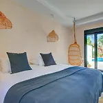 Villa Mas Tranquila - A Stylish Villa With Pool 150 M From The Beach