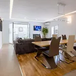 Great Spacious Banus Appartment