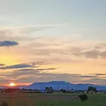 Chalet Con Piscina Y Jardin, No Fumadores Ni Fiestas