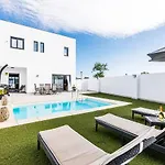 Ocean House Torre Del Mar