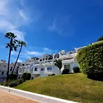 Benahavis Village Penthouse Apartment, 2 Bedrooms, Stunning Views, Swimming Pool !!