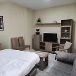 Apartamento Vibora, 2 Plazas De Garaje, Lucena