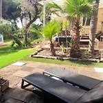 Juliana Cozyrooms
