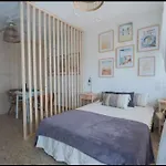 Cozy Studio Near The Beach