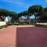 Apartamento Con Piscina Cerca De La Playa