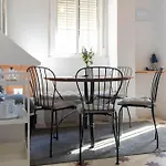 Azafran Jerez Apartamentos