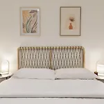 Urban Chill Apartments By Olala Homes