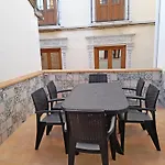 Apartamentos Alhambra Granada 3000