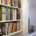Casa 3 Guesthouse and Artist Residence