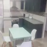 Three Private Bedrooms With Private Bathroom In Spacious Apartment In Alicante, Shared Kitchen And Living Room, The Host Lives In The Apartment