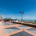 Bajondillo Beach, Large Loft With Intense Sun