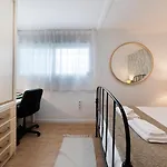Dona Mª Urban Apartment