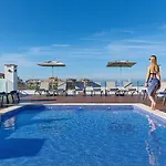 H10 Delfín - Adults Only