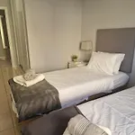 2 Bedroom Apartment La Cala Mijas, Butibamba