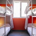 Center Valencia Youth Hostel