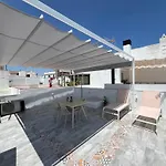 Vivienda Carolina•Terraza Privada Y Parking•