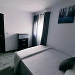 Habitacion Acogedora En Zona Tranquila