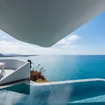 Casa Acantilado