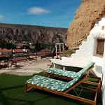 Creatively Designed Cavehouse With Jacuzzi