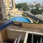 Piso De 3 Dormitorios Con Garaje