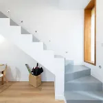 Duplex Victoria By Dossan
