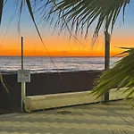 Puerta Del Mar