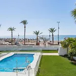 Torremolinos Playamar Primera Linea de Playa Urb. La Farola