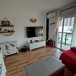 Apto. residencial en Torremolinos con piscina.