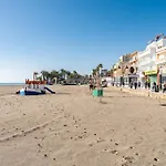 Apartamentos El Levante